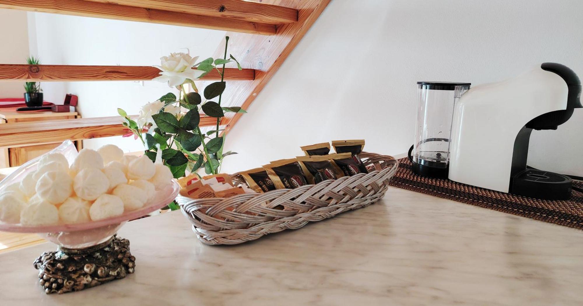 La Villa Gialla อาออสตา ภายนอก รูปภาพ